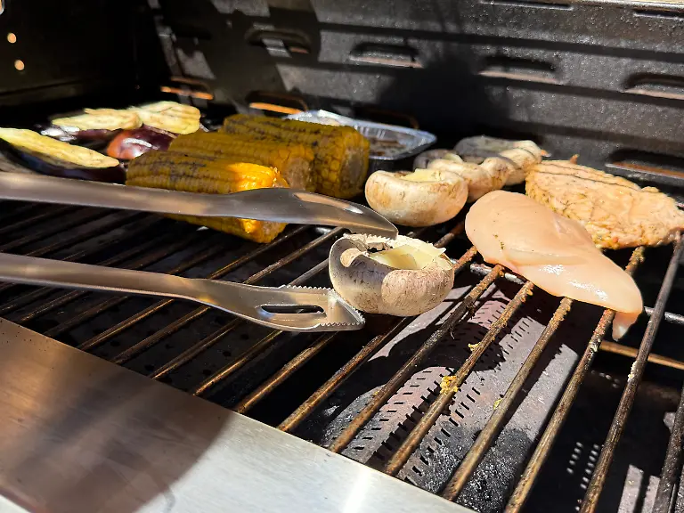 epi_1013271881_RTL_IN KOELN_FNG33845-7_Grillzange Affiliate